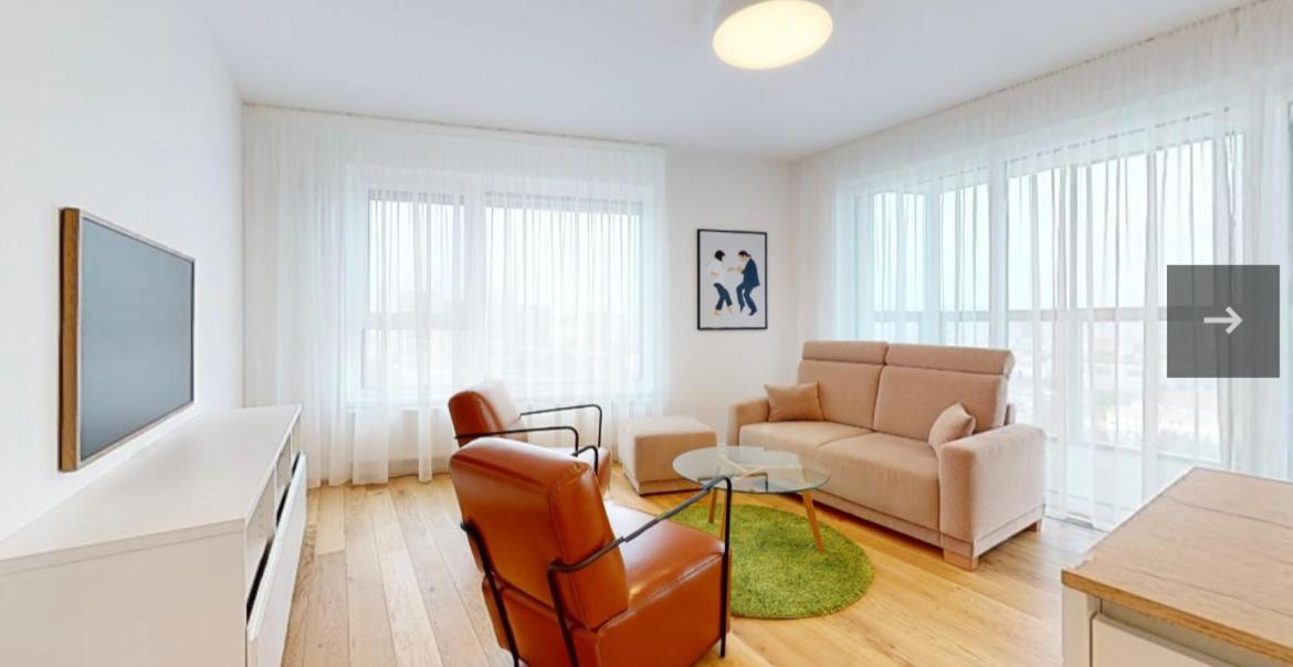 Stylish Condo With Stunning View Possibility Of Parking Bratislava Exterior foto